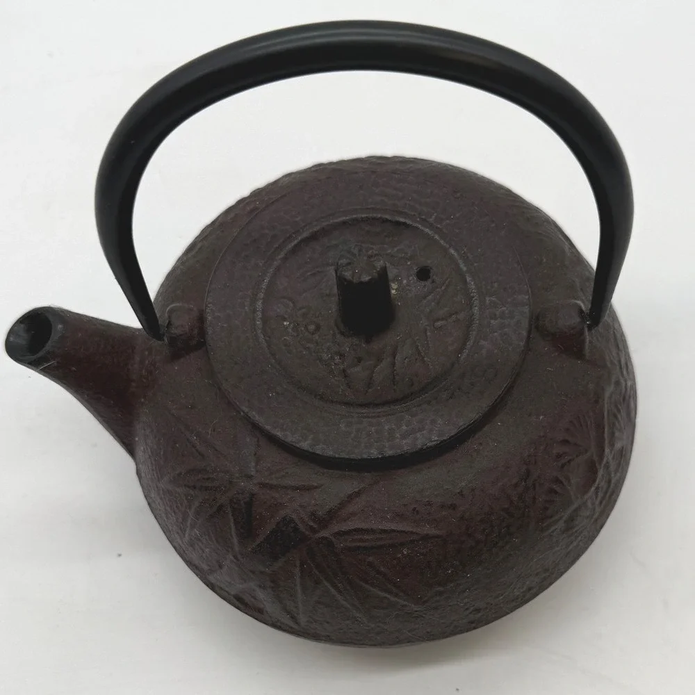 VTG‎ Japanese Cast Iron Teapot Embossed Leaf Design Brown Asian Style